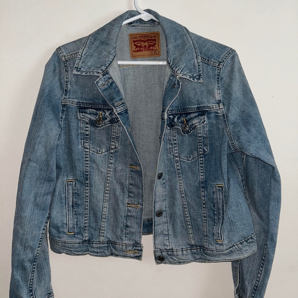 Levis Denim Jacket - Womens Size XL